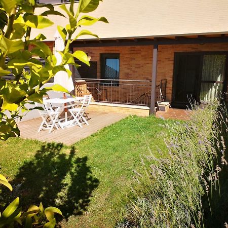 Poesia Y Vino Apartamento Lardero Exterior foto